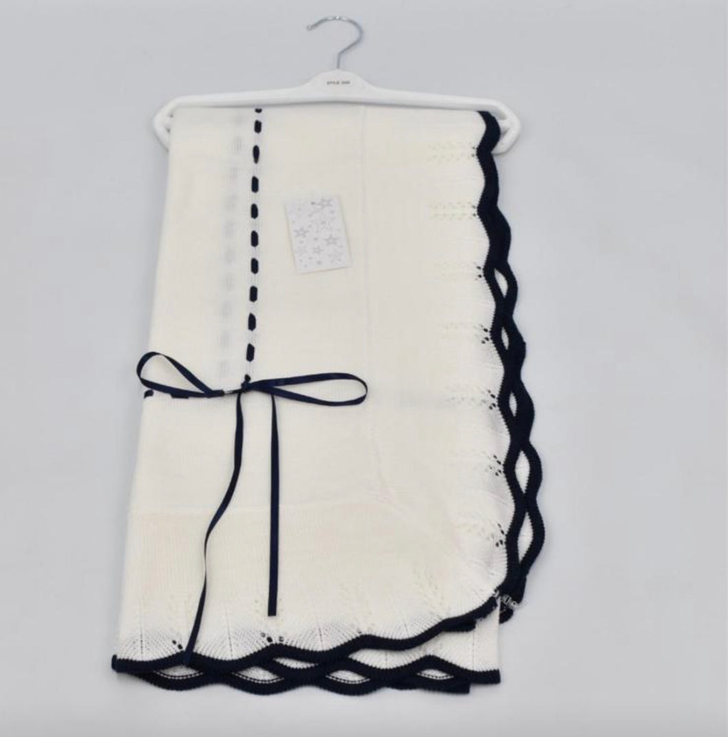 Spanish Knitted Baby Blanket - White & Navy