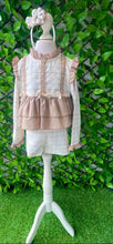 Load image into Gallery viewer, Bubba Booties Babine Exclusive Short Set- Beige/Camel