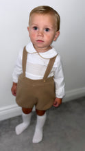 Load image into Gallery viewer, Boys Spanish Smocked Hbar Set - Camel