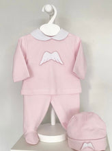 Load image into Gallery viewer, Baby Girls Angle Wing Set &amp; Hat - Pink