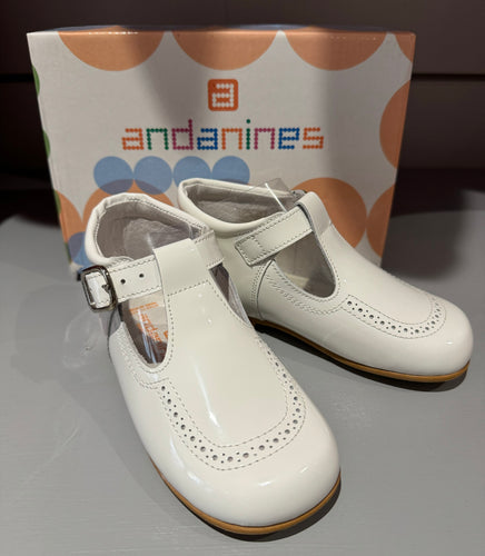 Andanines Boys White High Backs