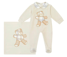 Load image into Gallery viewer, Deolinda Baby Boys Teddy Matching Baby Grow &amp; Blankets Set - Camel