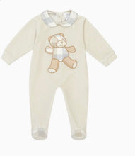 Load image into Gallery viewer, Deolinda Baby Boys Teddy Matching Baby Grow &amp; Blankets Set - Camel