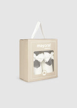 Load image into Gallery viewer, Mayoral Girls Bow Soft Sole Pram Shoes - White