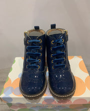 Load image into Gallery viewer, Andanines Girls Patent Boots