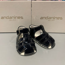 Load image into Gallery viewer, Andanines Baby Boys Camel Sandals