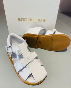 Andanines Girls White Sandals