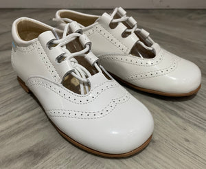 Boys Angelitos White Shoe (no exchanges or refund)